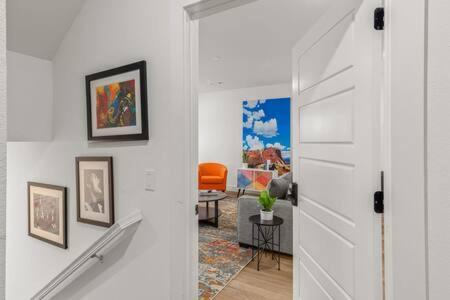 The O'Keeffe-2Nd Floor Boutique Hotel Suite Bentonville Eksteriør bilde